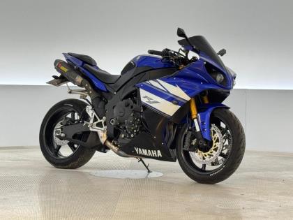 Yamaha Yzf-R1 R1 - Korko 2,99%! Akrapovic, Kahvanlämmittimet, Huoltokirja, UUSI Takarengas! Juuri huollettu - 01/2