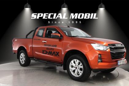 Isuzu D-Max Space Cab 163 TDi 4WD 6AT LX Black Edition *Esittelyauto!*