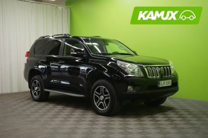 Toyota Land Cruiser 3,0 D-4D / Koukku / Lohkolämmitin / Kamera / Sähköpenkit / Panorama / Navi /