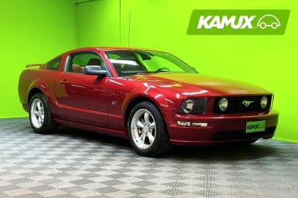 Ford Mustang GT Coupé 4,6 V8 A 305HV / Amerikkaa! / Punaiset nahat / Cruise / Ilmastointi /