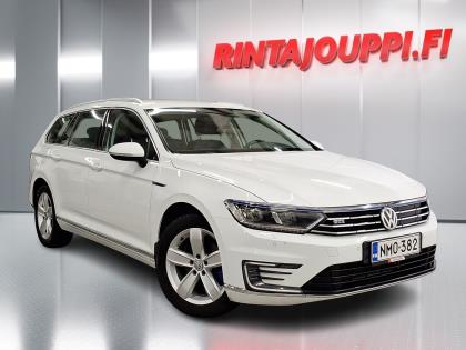 Volkswagen Passat Variant GTE Plug-In Hybrid 160 kW (218 hv) DSG-automaatti - Akkutesti 87/100, Webasto, Vetokoukku, N