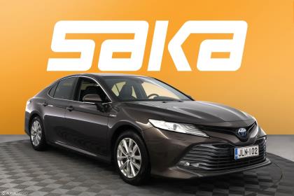 Toyota Camry 2,5 Hybrid Premium ** Suomi-auto / Merkkihuollot / HUD / Adapt-vakkari / P-kamera / Nahkasisusta / N