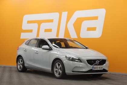 Volvo V40 D2 Momentum aut ** Suomi-auto / Digimittaristo / Adapt.vakkari / P.kamera / BLIS / Lohko+Sp / Vetoko