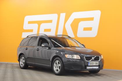 Volvo V50 1,8F Kinetic man ** Juuri huollettu! / Lohkolämmitin + SP / Vakkari / Puolinahat / Aux-in / Xenon /